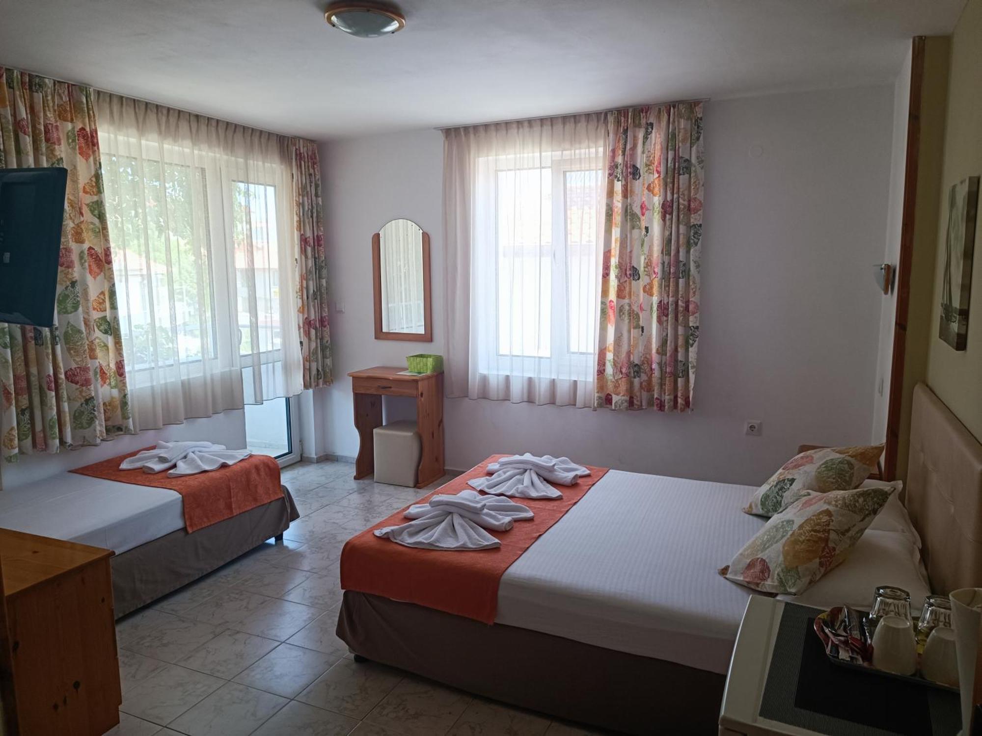 סוזופול Family Hotel Sofi מראה חיצוני תמונה